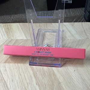 Aminnah Pink Lip Product “I Donut Know”